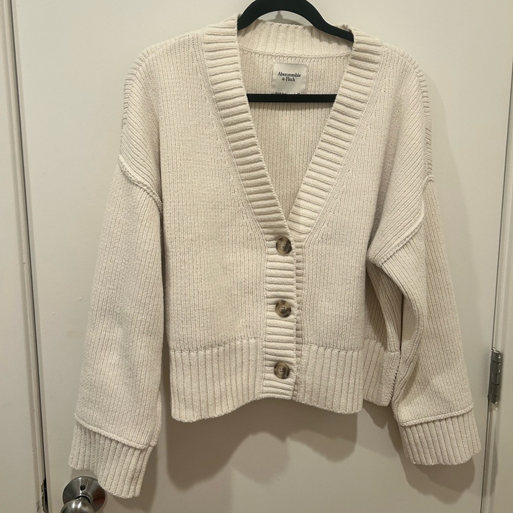 Abercrombie & Fitch Cream Ribbed V-Neck Button Cardigan